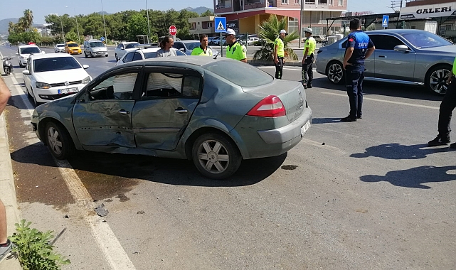 Gazipaşa'da kaza: 3 yaralı