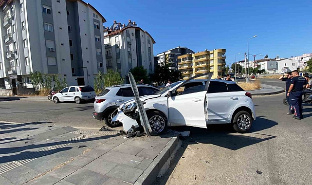 İki otomobilin çarpıştığı kazada 1,5 yaşındaki bebek yaralandı