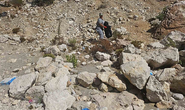 Kemer'in koyları temizlendi