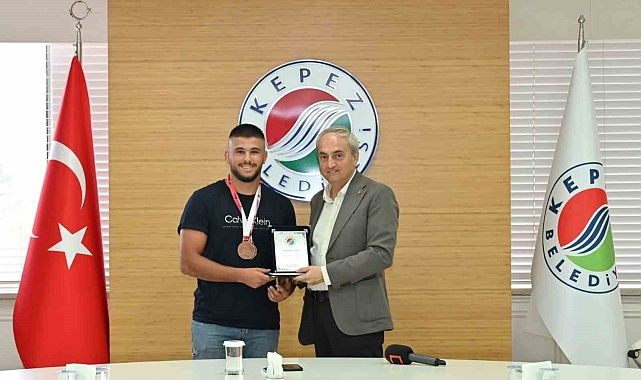 Kırkpınar ve Dirmil pehlivanlarından, Mesut Kocagöz'e ziyaret