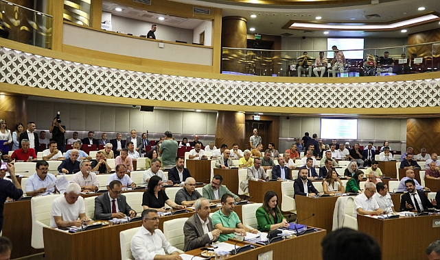 Konuşmalar 35 dakika, oylamalar 25 dakika sürdü