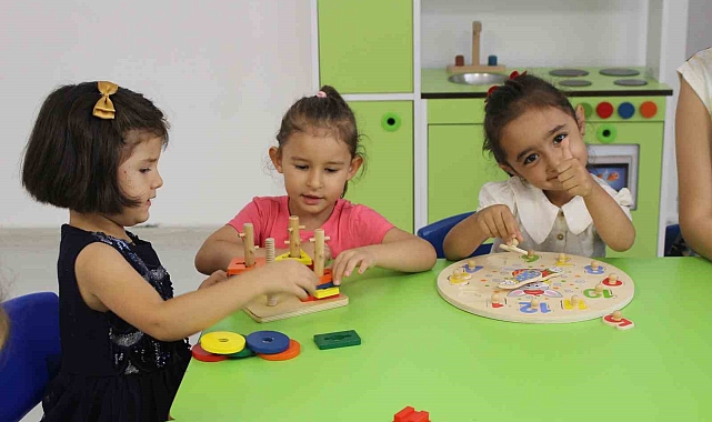 Korkuteli'nde Büyükşehir kreşine ilgi