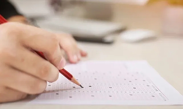 KPSS'de ilk oturum sona erdi