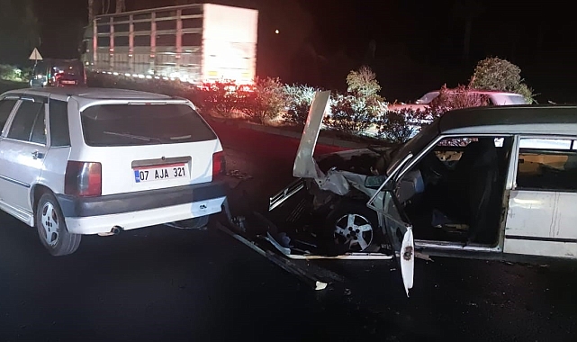 Manavgat'ta trafik kazası: 2 yaralı