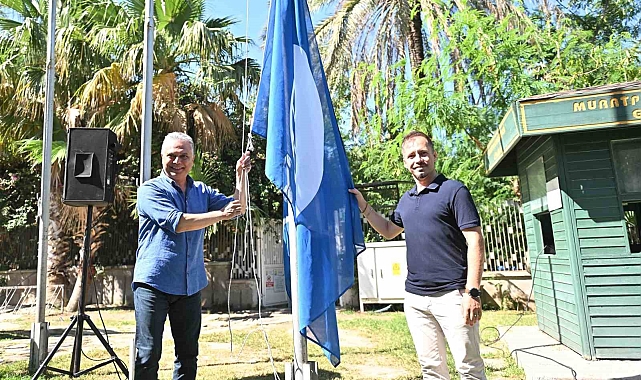 Muratpaşa Belediyesi'nin falez plajları mavi bayrak aldı