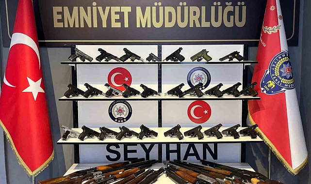 Polis, 40 silah ele geçirirken 249 şüpheliyi yakaladı