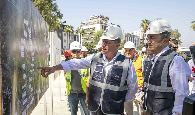 Seçer: "Raylı sistemlerde 50 yıllık bir vizyon ortaya koyduk"