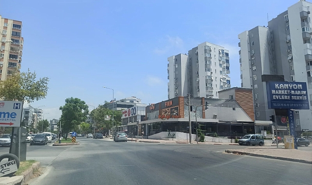 Sıcaklar bastırdı caddeler boş kaldı! Antalya’da yoğun sıcaklık…
