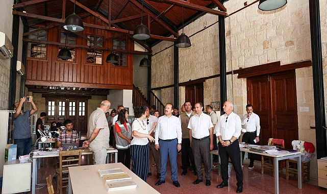 Vali Pehlivan, St. Paul Anıt Müzesi'nde incelemelerde bulundu