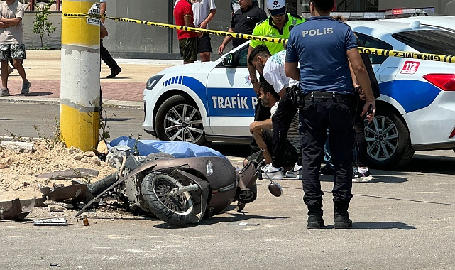 14 yaşındaki motosikletli kazada öldü, yakınları cenazesi başında gözyaşı döktü
