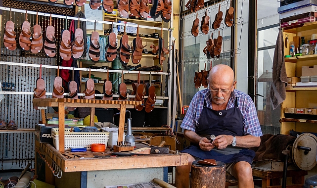 2 kardeş, baba mesleğini yarım asırdır sürdürüyor