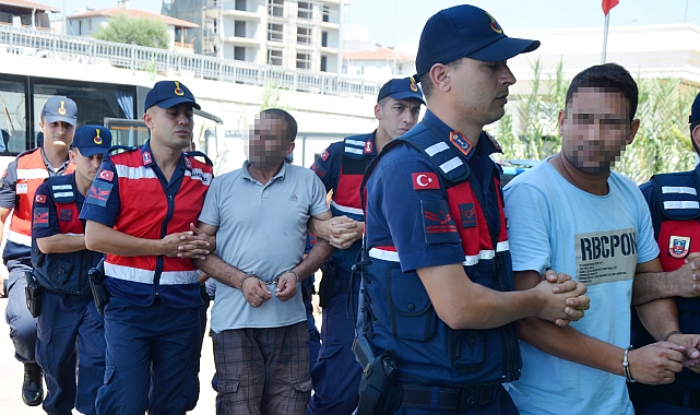 Akraba cinayeti şüphelileri adliyede