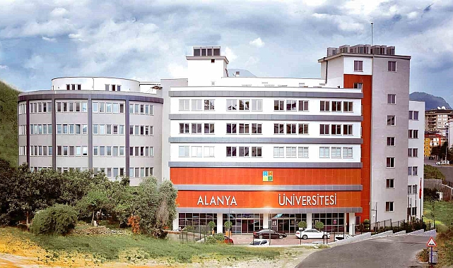 Alanya Üniversitesi, RUR 2024'te uluslararası sıralamada başarı elde etti