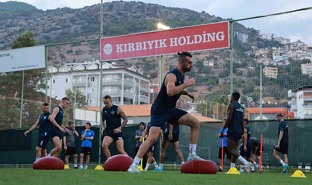Alanyaspor'da Fenerbahçe mesaisi başladı