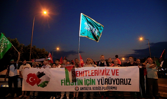 Antalya’da binlerce kişi Haniye için yürüdü! Seslerini Duyurmaya Çalıştı!