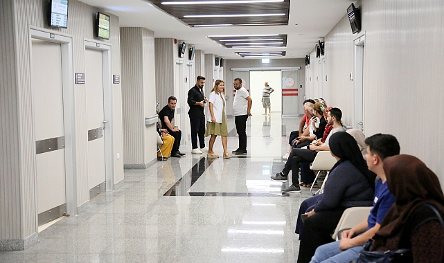 Antalya'da ilk akşam polikliniği açıldı