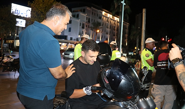 Antalya'da trafik ekiplerinin 'motosiklet', 'skuter' ve 'bisiklet' denetimi