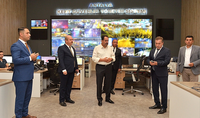 Antalya'nın yeni emniyet müdürü göreve başladı