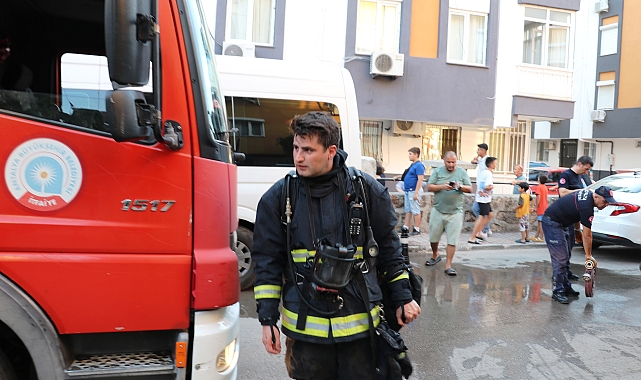 Apartmanın bodrum katına atılan izmarit yangına sebep oldu