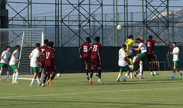 'Bizim için gerçekçi hedef play-off'