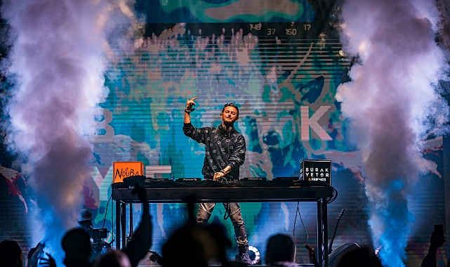 Burak Yeter, Kemer'de Unutulmaz Bir Gece Yaşatacak