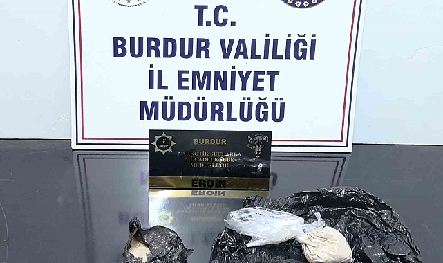 Burdur'da durdurulan araçtan uyuşturucu çıktı