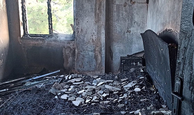 Burdur'da ev yangını