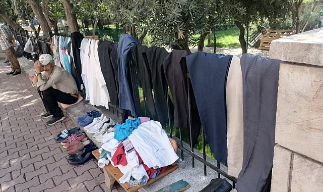 Cami Duvarı Antika Müzesine Dönmüş Durumda