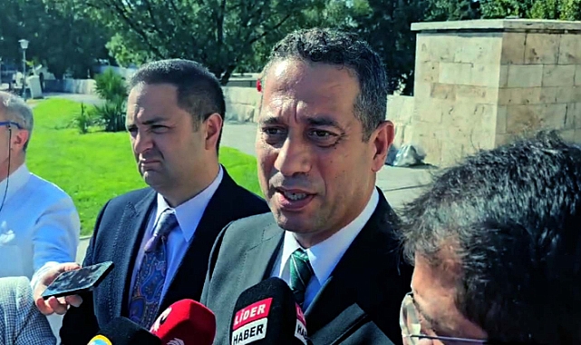 CHP'li Başarır: Özgür Özel'in ayağında kırık oluştu