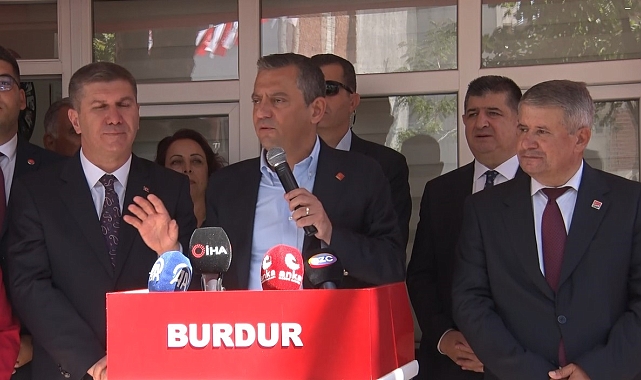 CHP'li 21 belediye başkanı ve Genel Başkan Özgür Özel Burdur'da