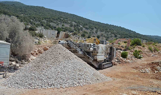 Demre Yatıkardıç Yayla yolu yenileniyor