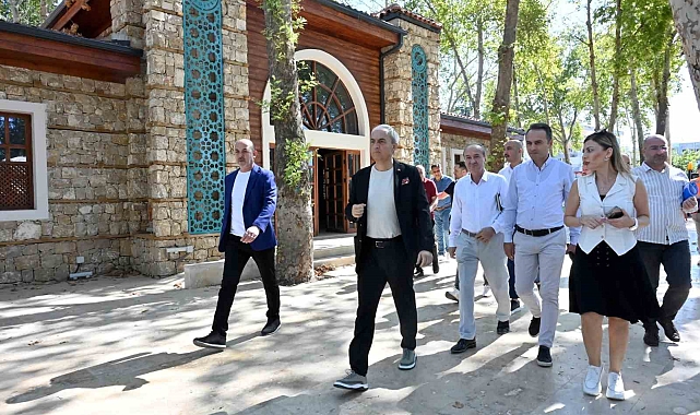 Dokuma'dan sonra Varsak'a da 'Emekli Kıraathanesi'