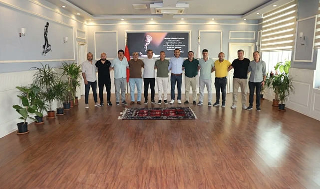 Döşemealtı’nda Başkan Dal’ın Odası Boşaltıldı