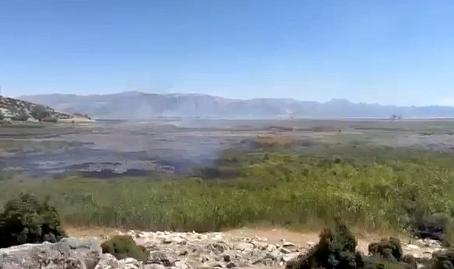 Eğirdir Gölü'nde 'metan gazı' yangını