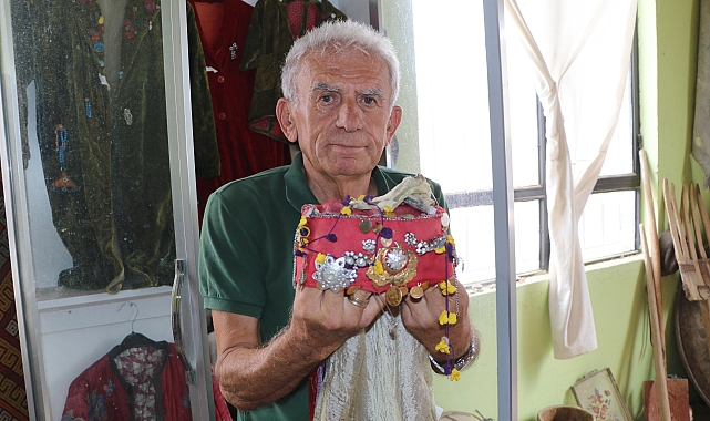 Emekli öğretmen köyünde Kültür Evi oluşturdu