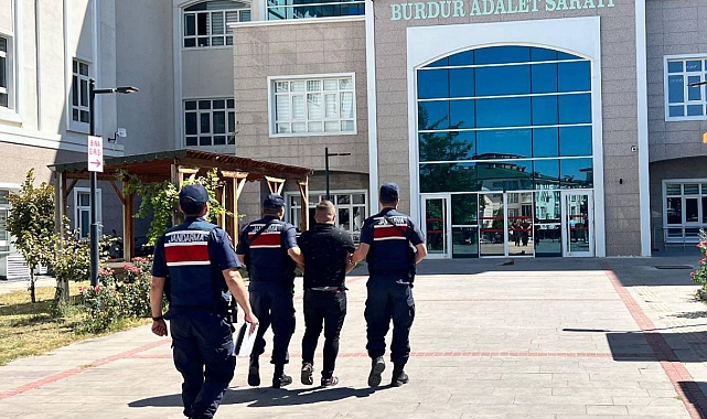 Jandarma aranan 6 kişiyi yakaladı