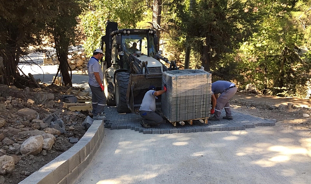 Kemer'de altyapı çalışmaları sürüyor