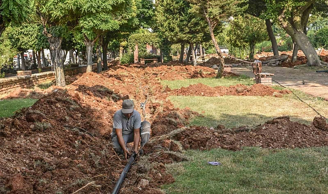 Kepez'in simge parkında yenileme çalışmaları sürüyor