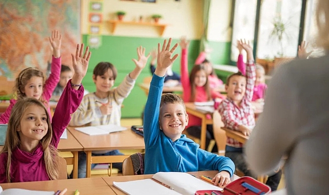MEB'den Eğitimde Yenilik! Türkiye Yüzyılı Maarif Modeli'nin Detayları Açıklandı