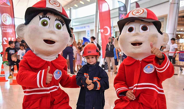 Mersin'de çocuklar hem eğlendi hem öğrendi