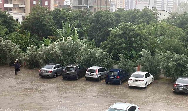 Mersin'de Toroslardan sahile kadar yağmur etkili oldu