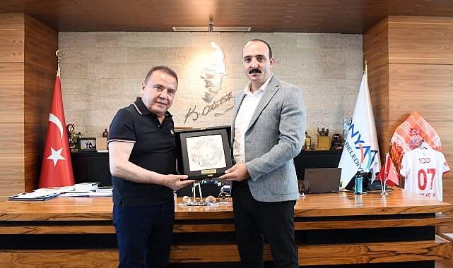 Muhittin Böcek'ten Başkan Kotan'a ziyaret