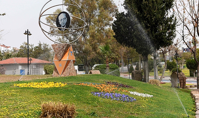 Muratpaşa'daki 506 parkta akıllı sulama sistemi