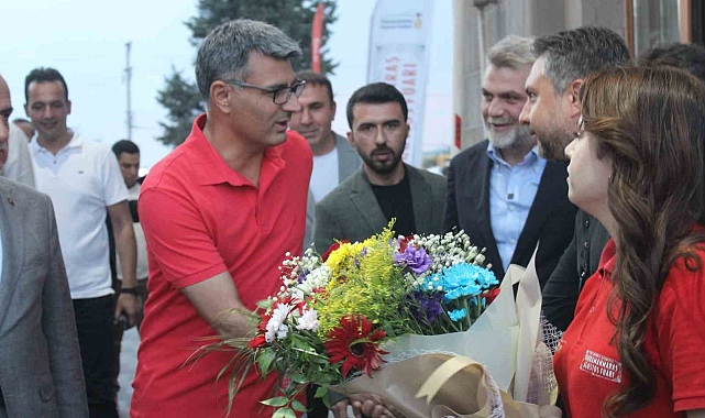 Olimpiyatlara damga vuran Yusuf Dikeç, Kahramanmaraş'ta ilgiyle gibi karşılandı