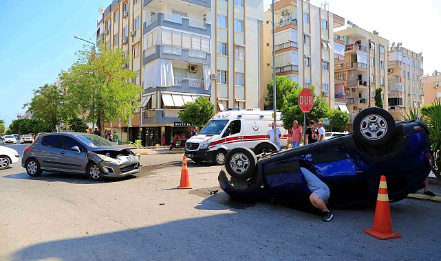 Takla atan araçtan burnu bile kanamadan çıktılar