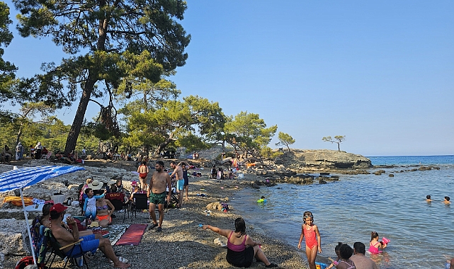 Tarih ile Doğanın Bütünleştiği Phaselis'te Hafta Sonu Yoğunluğu