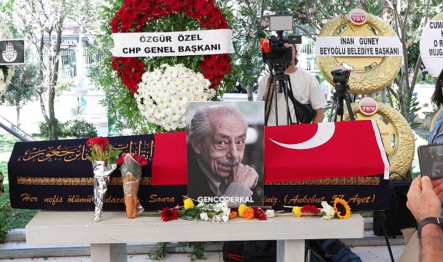 Türk tiyatrosunun usta ismi Genco Erkal son yolculuğuna uğurlandı