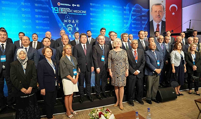 Adalet Bakanı Yılmaz Tunç 22 yılda yapılanları anlattı