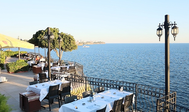 Alara Restoran, Atatürk Parkı’nda Unutulmaz Akşamlar Sunuyor