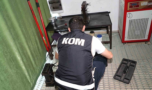 Altın basan şebekeye operasyon: 8 gözaltı